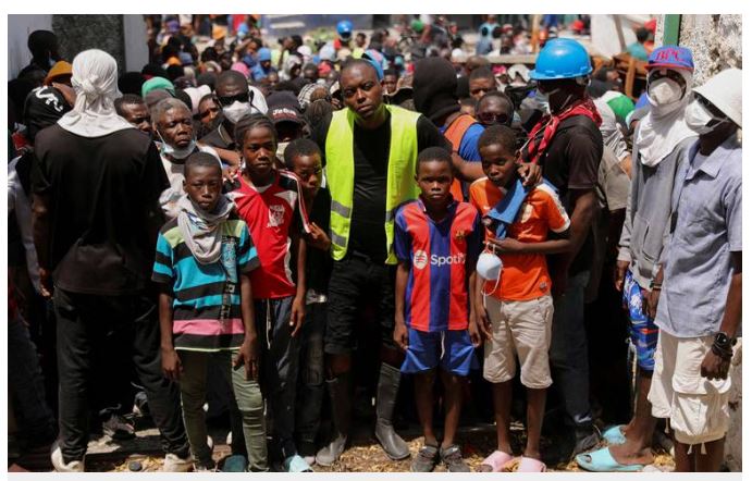 EU no descarta enviar tropas a Haití